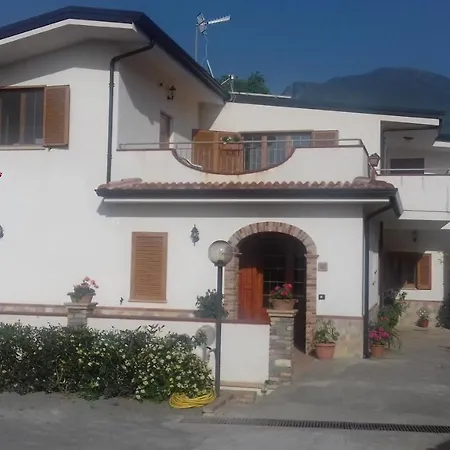 La Tenuta Bed & Breakfast *