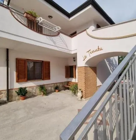 Bed & Breakfast La Tenuta *