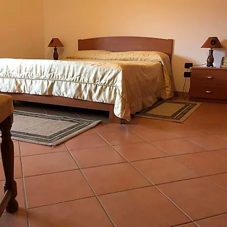La Tenuta فندق مبيت وإفطار